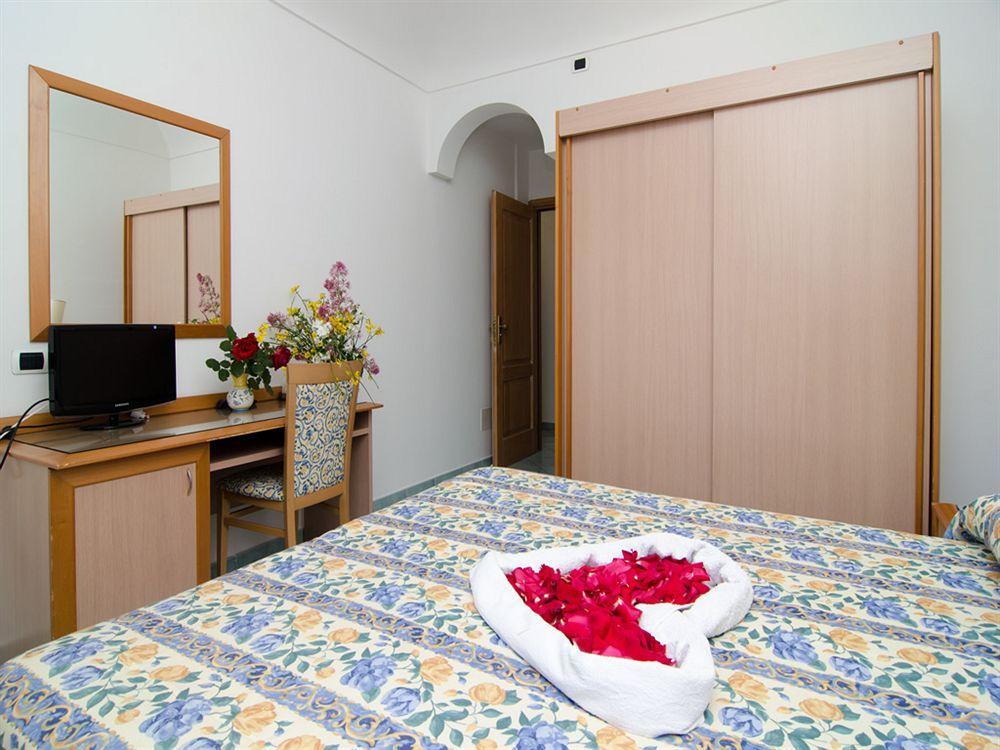 La Capannina - Hotel & Apartments Ischia Eksteriør billede