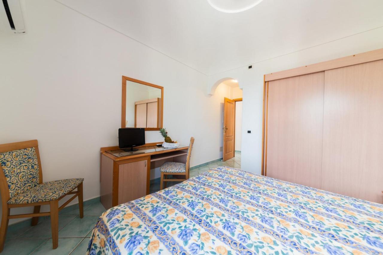 La Capannina - Hotel & Apartments Ischia Eksteriør billede